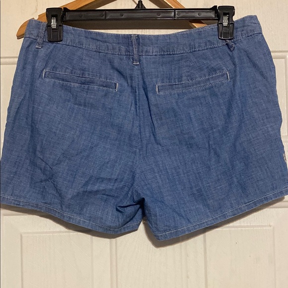 Liz Claiborne Blue Embroidered Women's Shorts - Picture 4 of 6